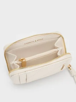 Apfra Quilted Wristlet