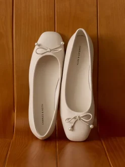 Barbara Pearl-Bow Ballet Flats