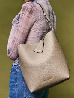 Beryl Bucket Bag