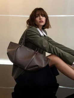 Calla Tote Bag