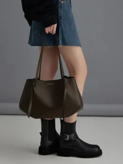 Calla Tote Bag
