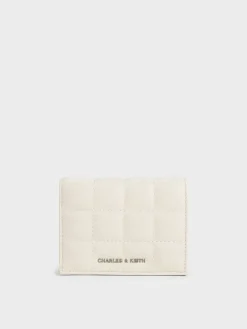 Cassia Quilted Wallet On Chain