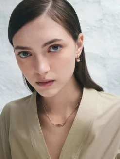 Corrine Pearl Sculptural Necklace