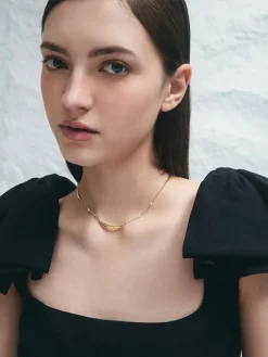 Corrine Pearl Sculptural Necklace