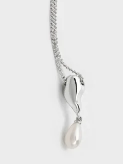 Corrine Teardrop Pearl Necklace