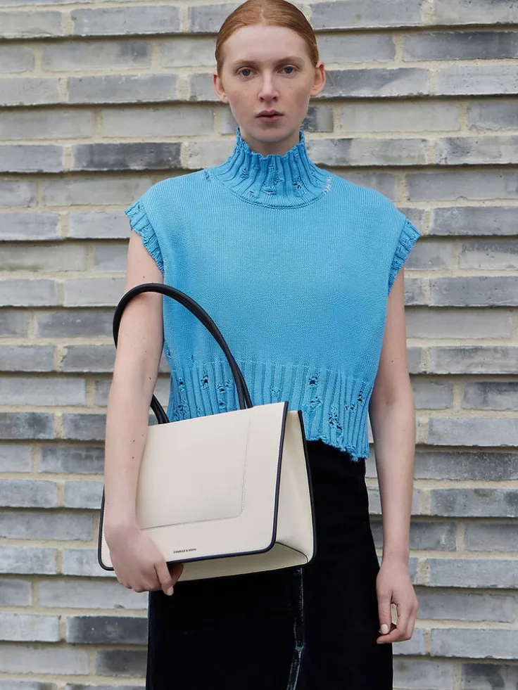 Daylla Tote Bag