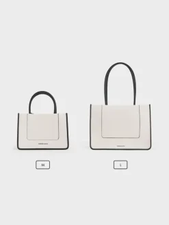 Daylla Tote Bag