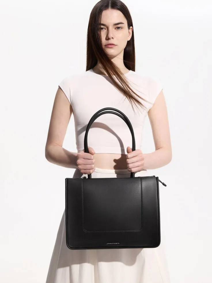 Daylla Tote Bag