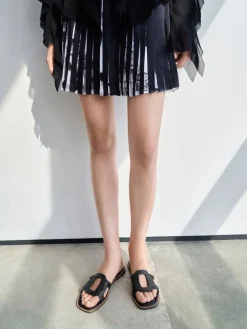 Easley Cut-Out Slide Sandals