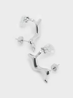 Emilia Wavy Stud Earrings