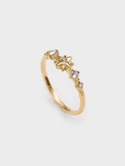 Everest Crystal Star Ring