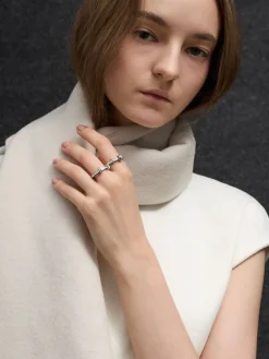 Hermione Crystal Ring