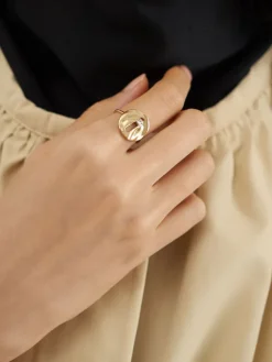 Medal Ring