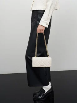 Paffuto Quilted Wallet On Chain