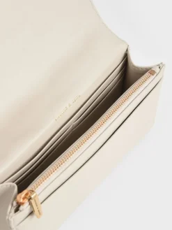Paffuto Quilted Wallet On Chain