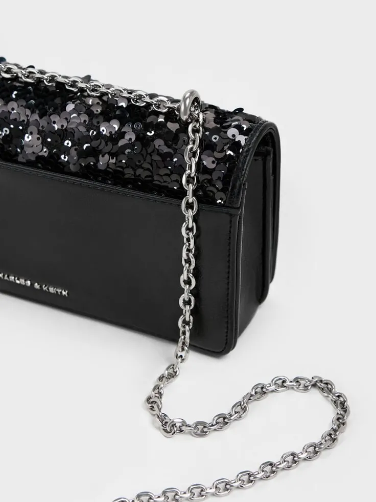 Paffuto Sequinned Wallet On Chain