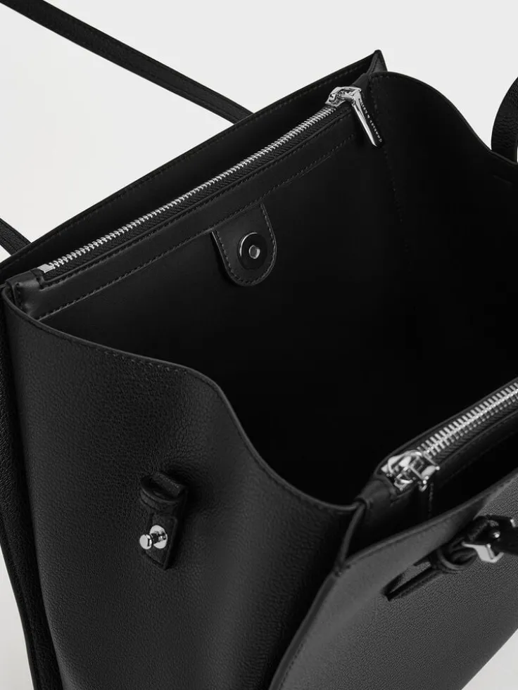 Sansa Tote Bag