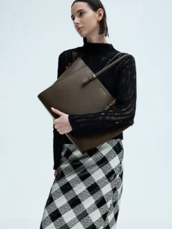 Sansa Tote Bag