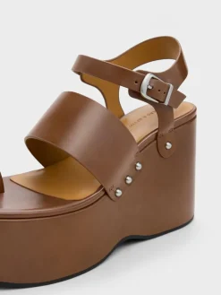 Tarian Toe-Ring Platform Wedges