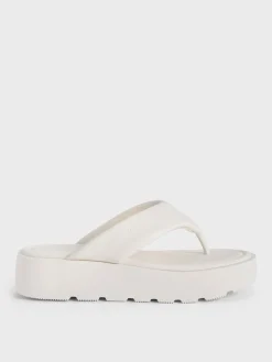 V-Strap Flatform Thong Sandals