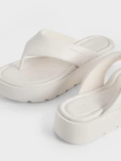 V-Strap Flatform Thong Sandals